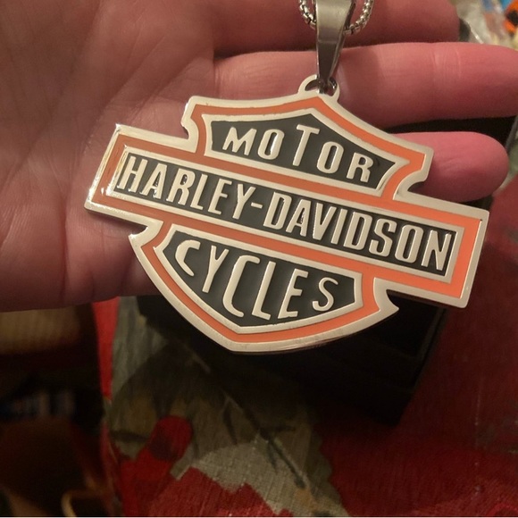 HD Men’s Orange/ Black Necklace - Picture 2 of 7